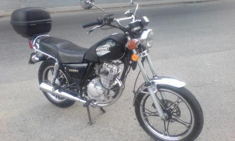 Moto Suzuki GN en venta por motivo de viaje