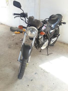 Suzuki en 125 2011