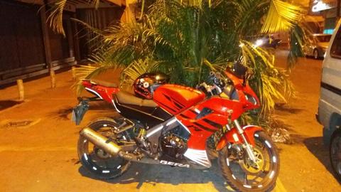 Vendo Mi Moto R1 Bera