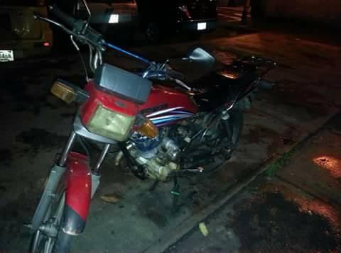 Vendo Moto Horse 2011 papeles en regla carroseria 2013 por motivo de viaje 04129612328