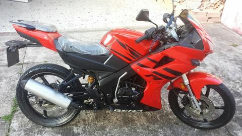 se vende o se cambia bera r1 200 año 2013