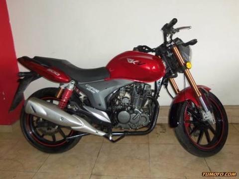 SE VENDE RKV 2013