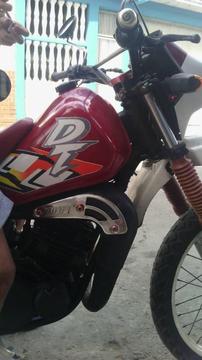 vendo moto dt yamaha