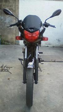 Vendo Moto Um 150