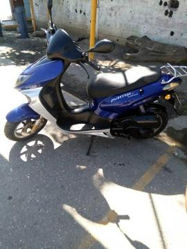 Se vende moto Matriz