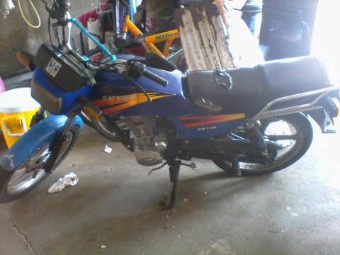 Vendo Moto por No Usar Papeles en Regla