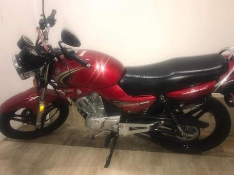 Moto YBR125