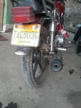 Vendo Moto Bera 200