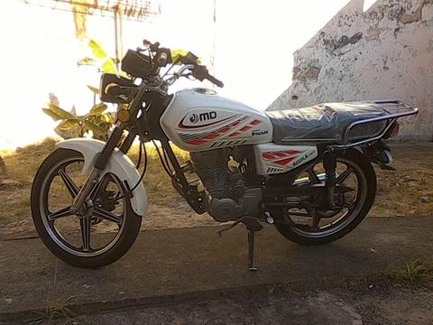 vendo md año 2013 como nuevo