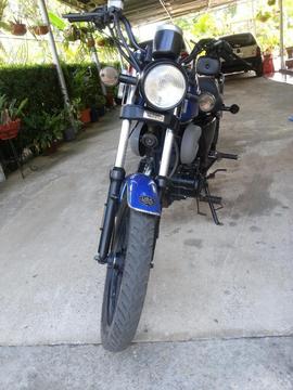 Vendo Moto Um 2014