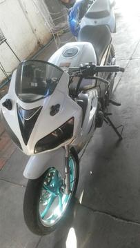 Moto Bera R1 200 Año 2013