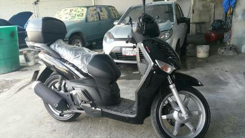 Vendo Moto 0utlook Impecable Como Nueva