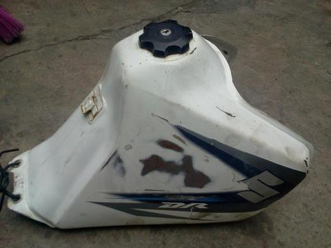 TANQUE PARA MOTO DR 650