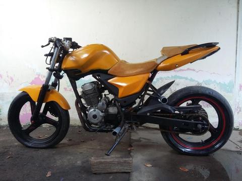 se vende moto bera DT modificado 200cc