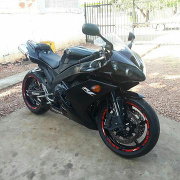 Vendo R1 Yamaha