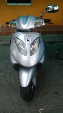 Moto Matis unico 2009