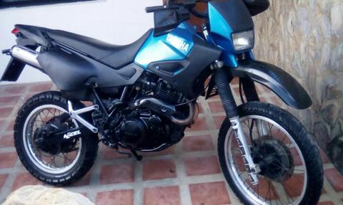 Xt Yamaha 2004