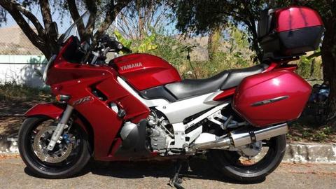 YAMAHA FJR 1300 AÑO 2002