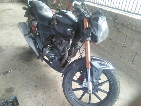 Vendo Moto Rkv