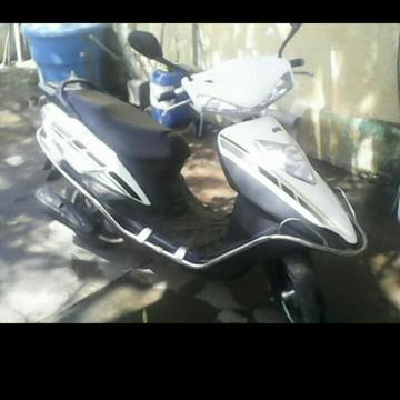 Vendo Moto Md Año2013 .04164616588