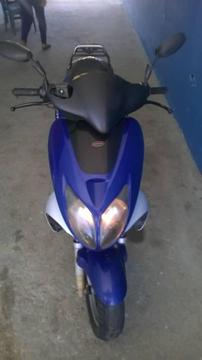 Se Vende Moto Empire Elegance 2010