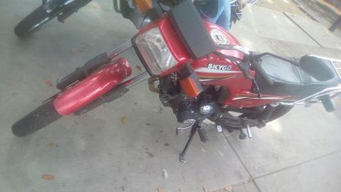 Vendo Mi Moto Skigo X Motivo de Viaje