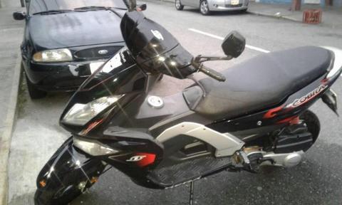 en venta moto en buen estado