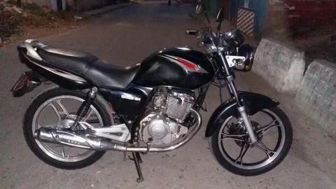 Moto suzuki en 125