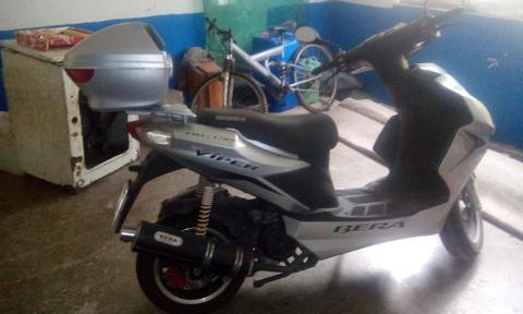 Vendo Moto Bera Scooter