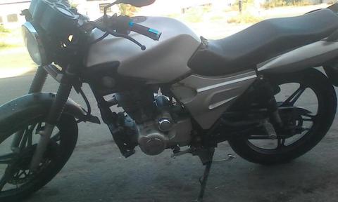 Vendo Moto Md Motor 200