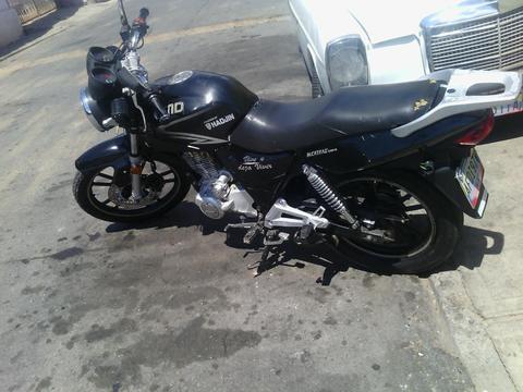 Vendo Moto Alcatras 2012