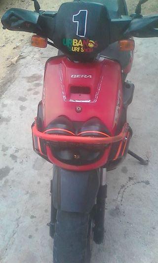 MOTO BWS150 BERA vendo por motivo de viaje.... negociable