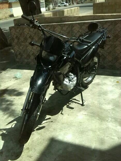 vendo moto skygo 200