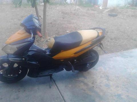vendo moto skooter 2009 04267095085