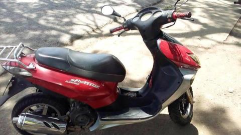 Moto Empire Matrix Eleganc ZAMORA