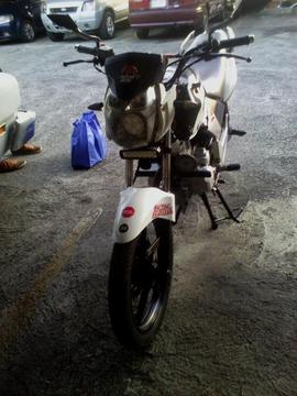 se vende esta moto