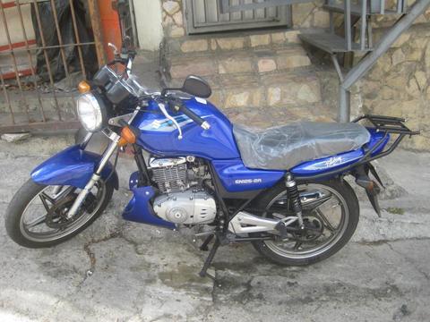 Suzuki EN 125