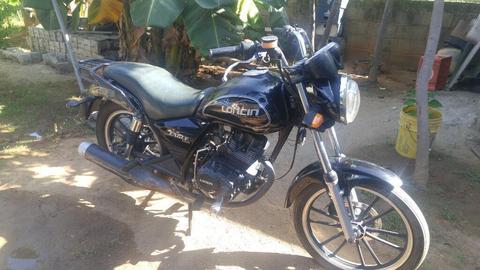 Moto Loncin Eagle 150