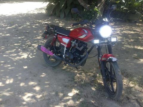 Moto Bera 200