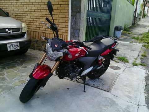 Moto Rkv 2013 Impecable