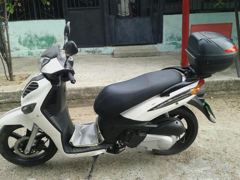 Se Vende Moto Outlook