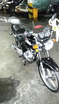 Moto Suzuki En-125