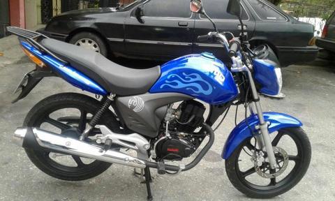 vendo moto md gavilan 2015