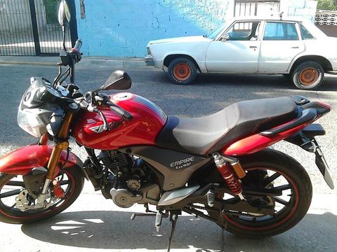 Moto Empaire Rkv Casi Nueva sin Detalle