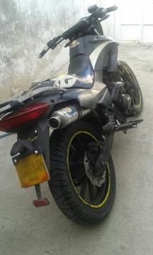 Moto Tx 200