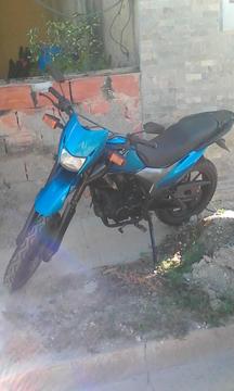 Solo cambio por carro que este al dia mi moto no le falta nada