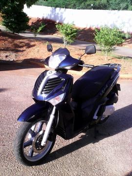 Vendo Moto Impecable