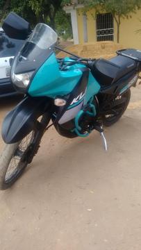 klr 2014 en perfecto estado