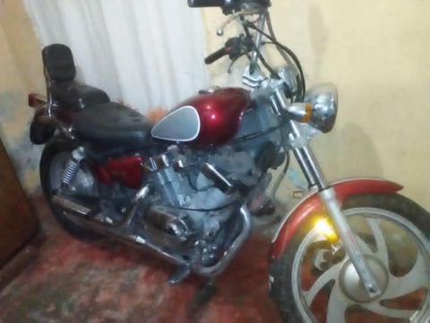 Vendo mi moto 04242107495