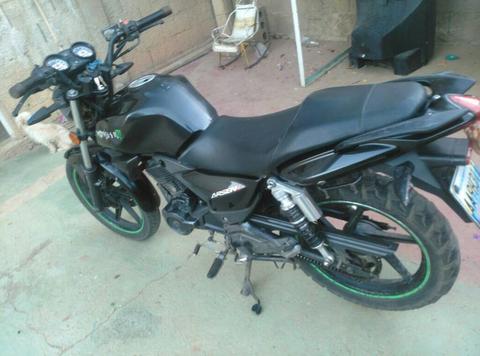 Vendo Moto Arcén 2